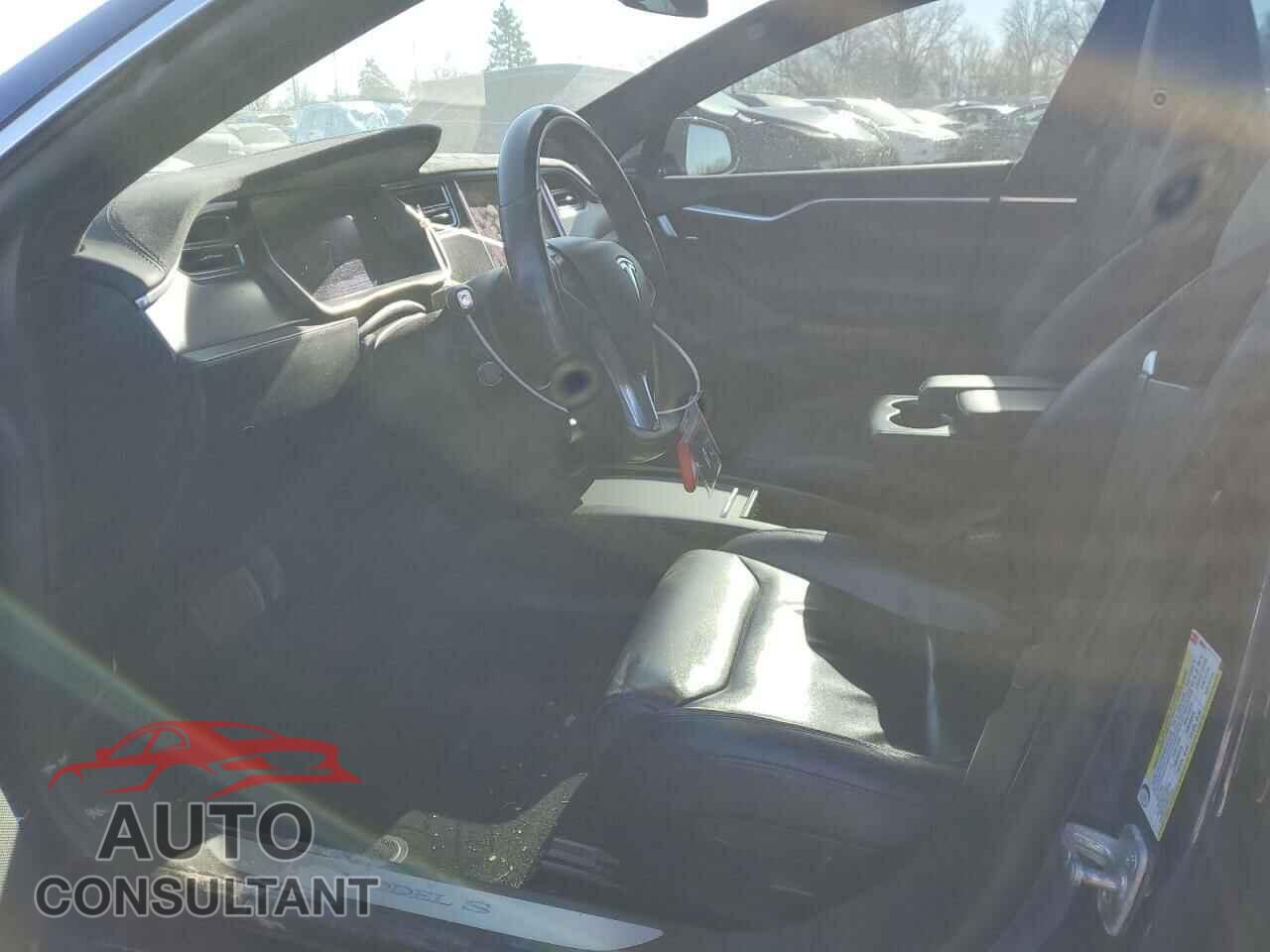 TESLA MODEL S 2017 - 5YJSA1E23HF190525