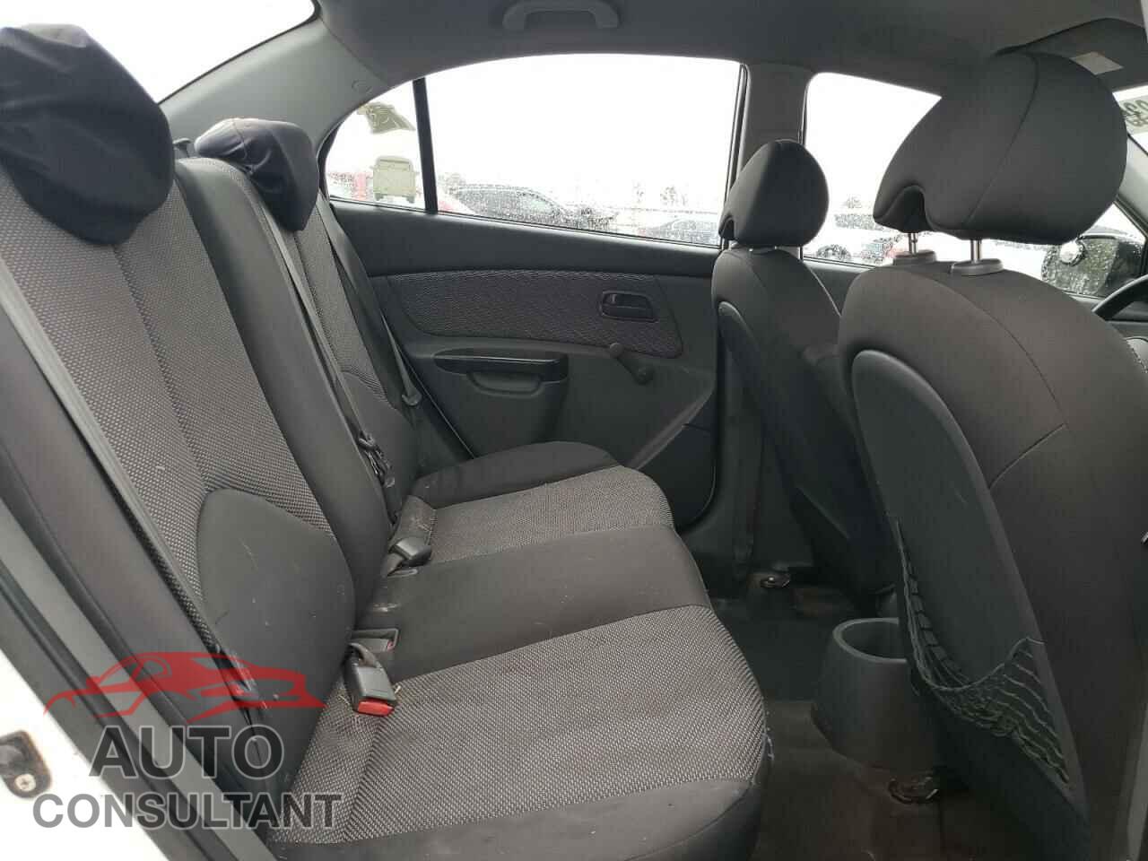 KIA RIO 2011 - KNADH4A31B6736632