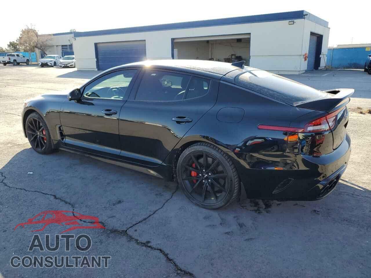 KIA STINGER 2022 - KNAE55LC8N6103081