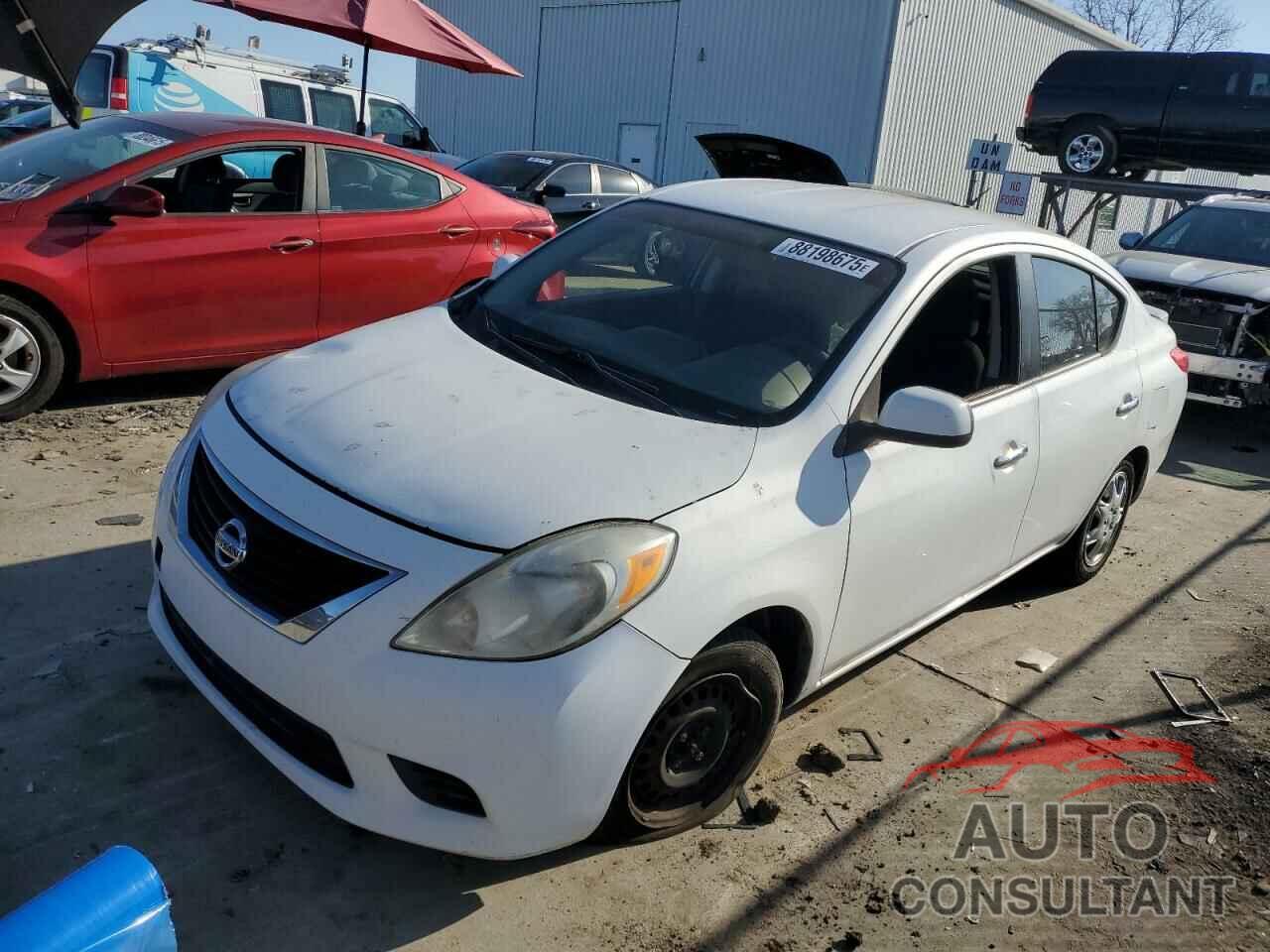 NISSAN VERSA 2013 - 3N1CN7AP7DL830215