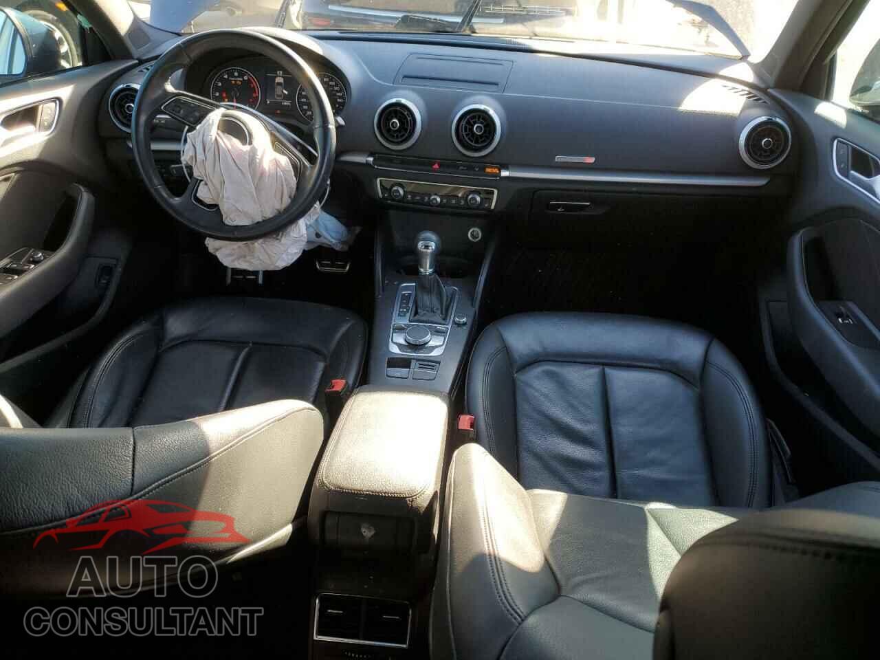 AUDI A3 2017 - WAUAUGFF5H1040350