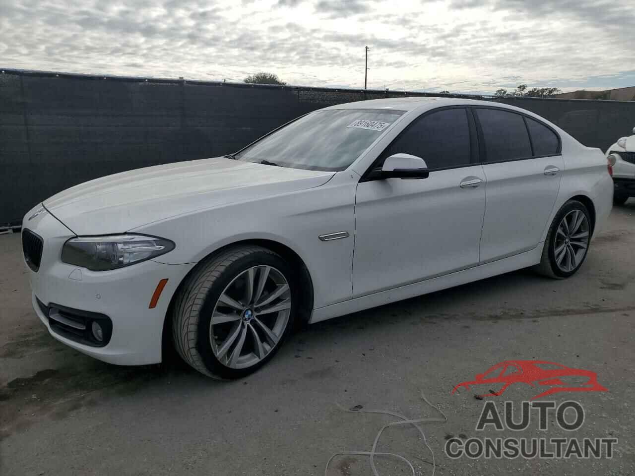 BMW 5 SERIES 2016 - WBA5A5C59GG347350