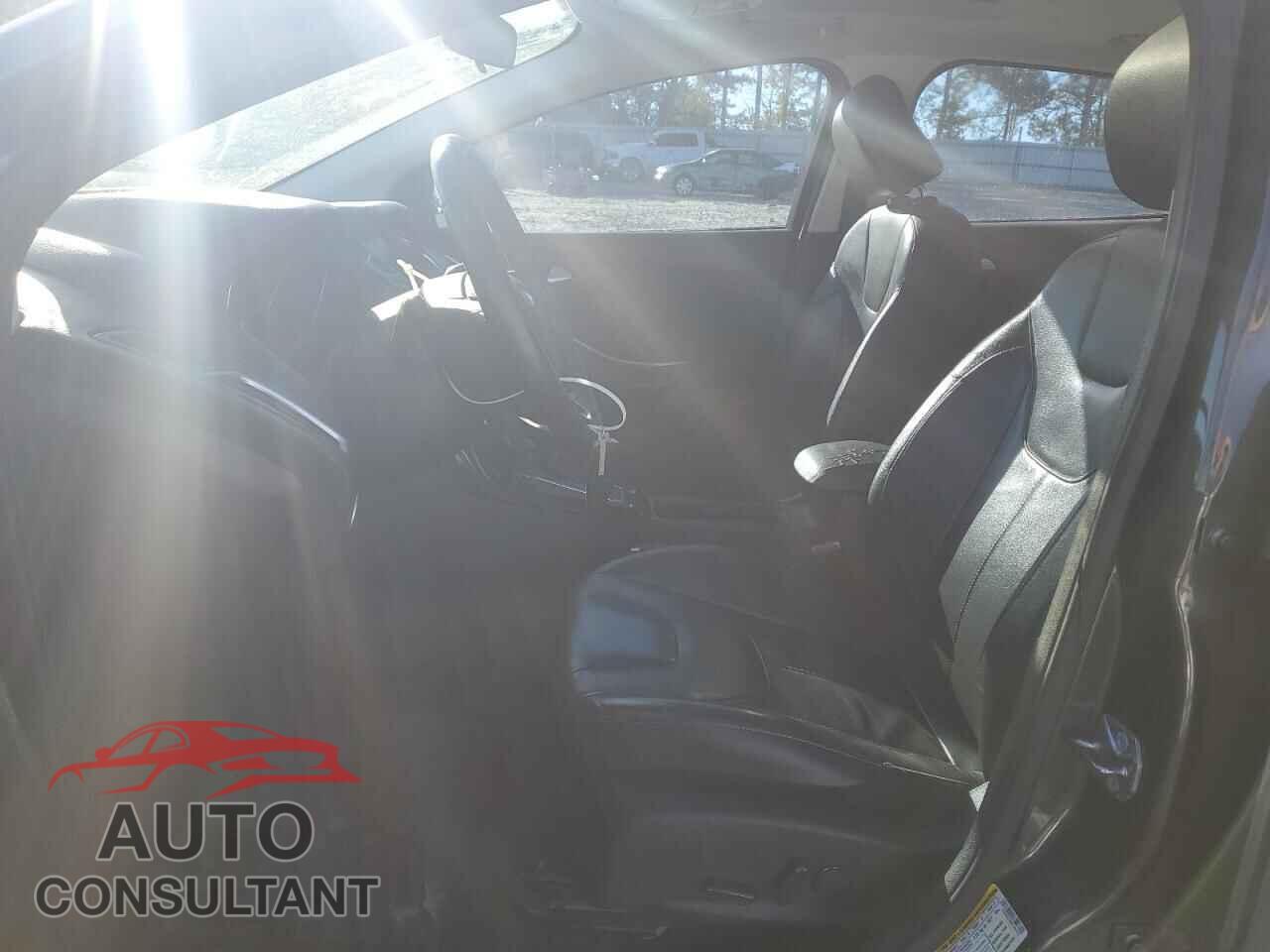 FORD FOCUS 2015 - 1FADP3J26FL304137