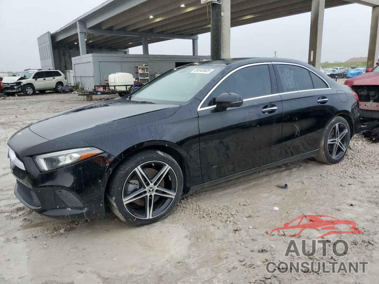 MERCEDES-BENZ A-CLASS 2020 - W1K3G4EB5LJ231068