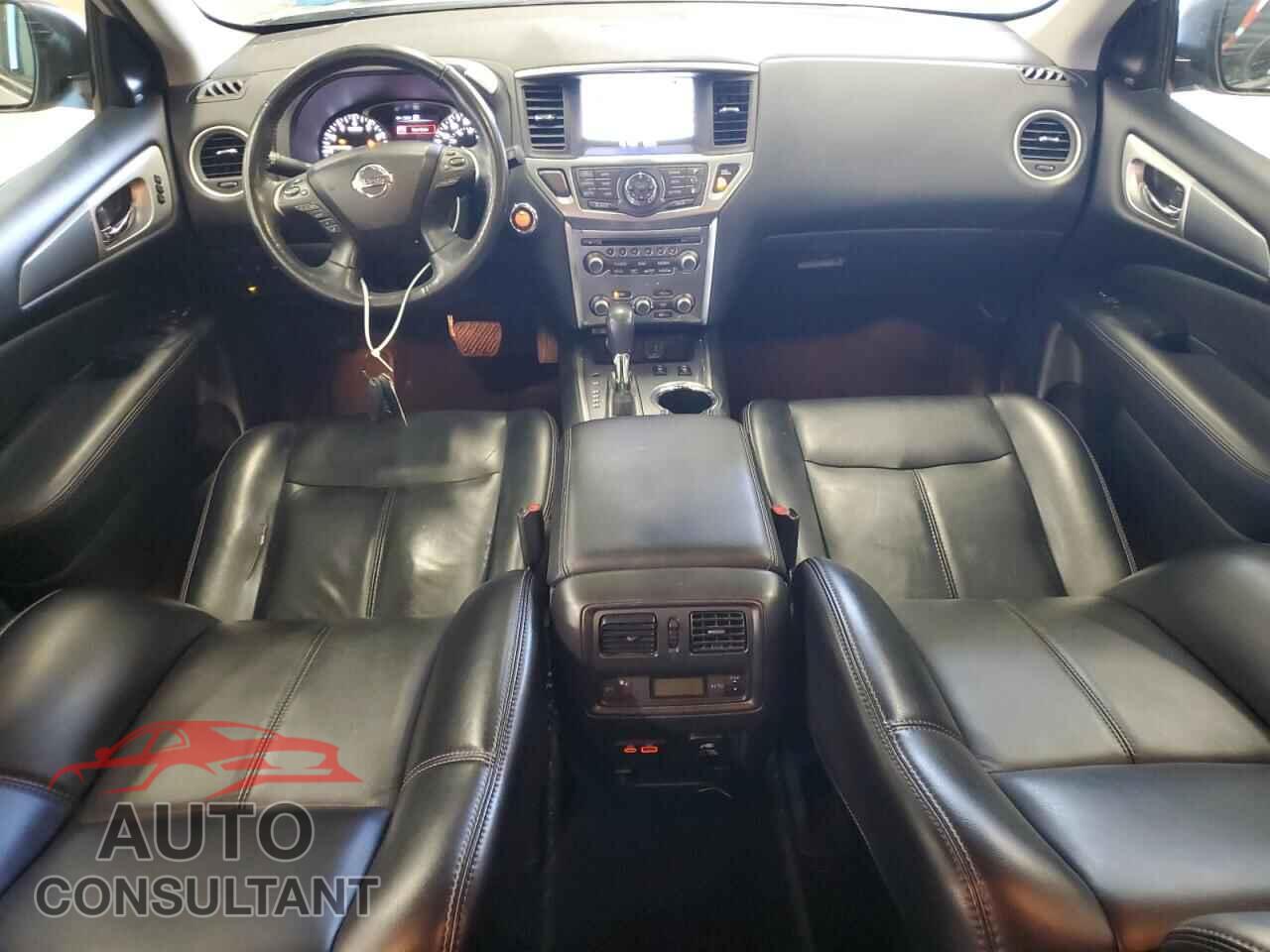 NISSAN PATHFINDER 2019 - 5N1DR2MM5KC615558