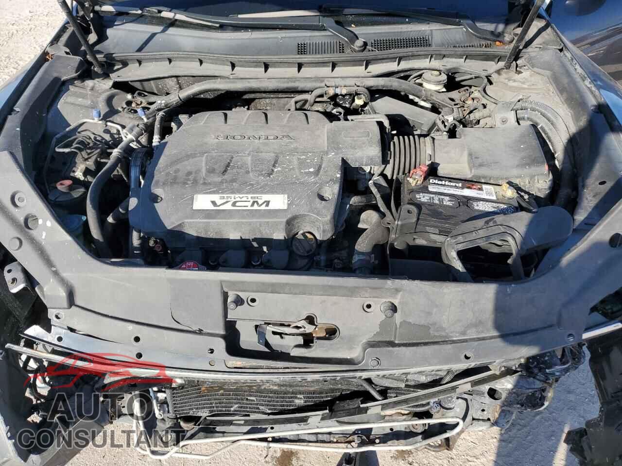 HONDA ACCORD 2011 - 5J6TF2H50BL005444