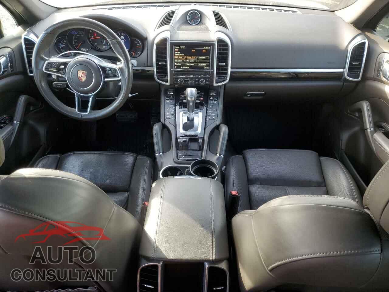 PORSCHE CAYENNE 2015 - WP1AF2A25FLA44144