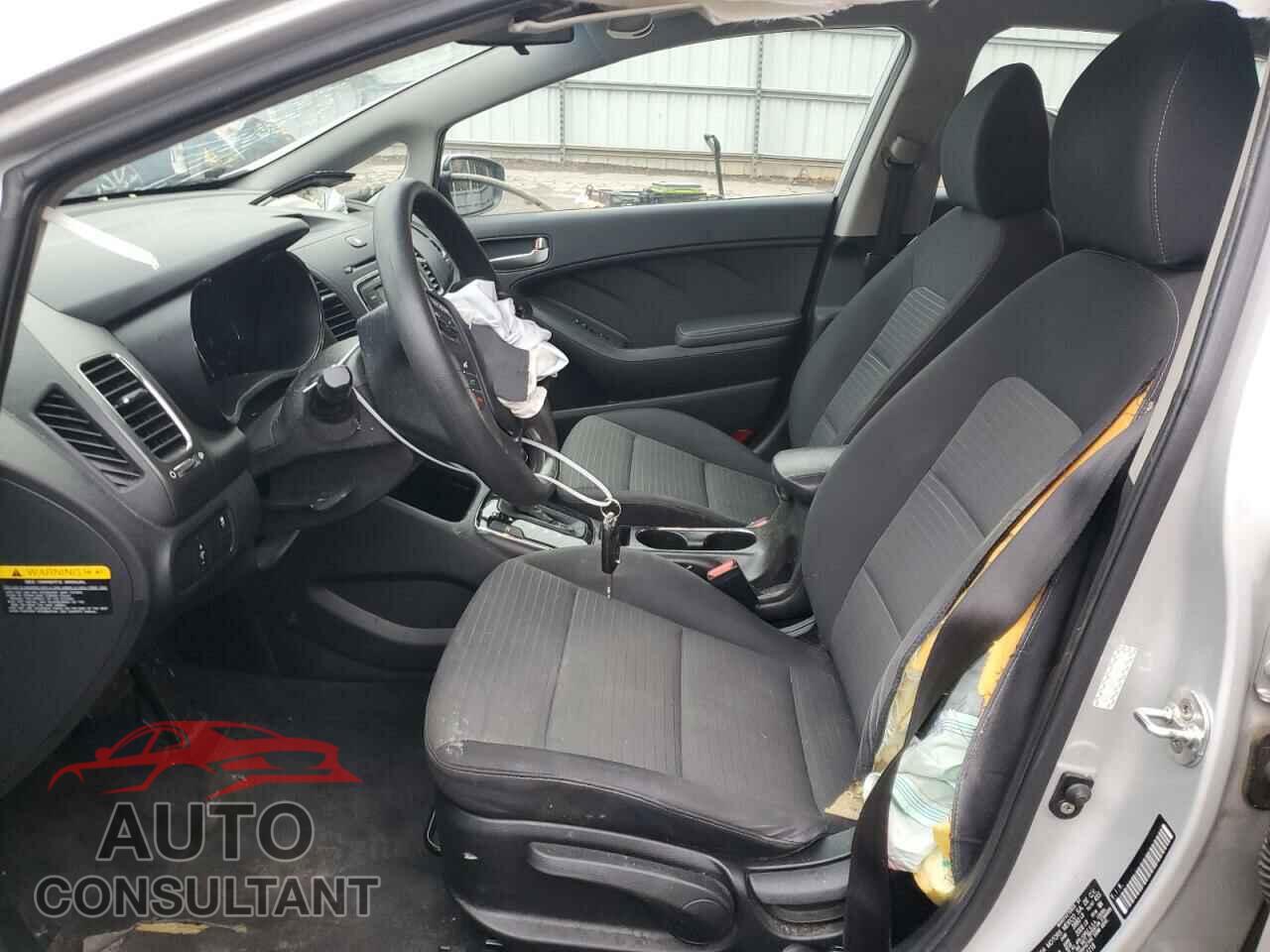KIA FORTE 2017 - 3KPFL4A78HE014218