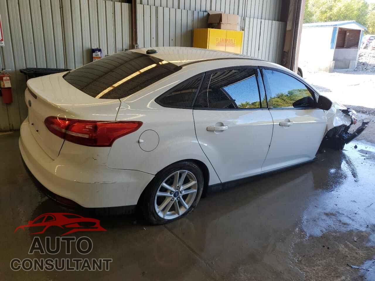 FORD FOCUS 2016 - 1FADP3F27GL211606