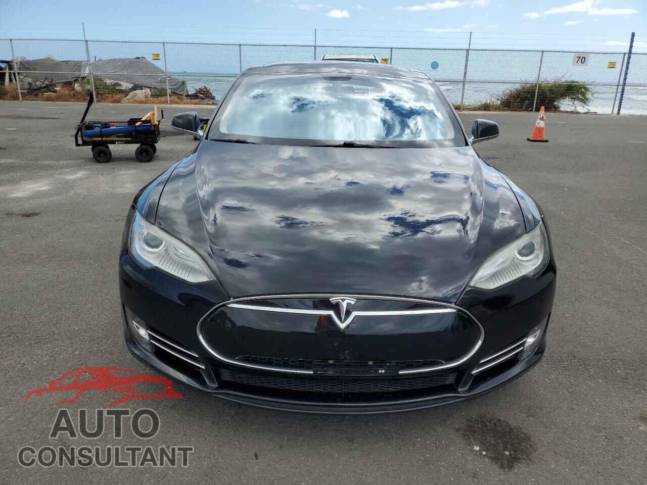 TESLA MODEL S 2012 - 5YJSA1CPXCFP01879