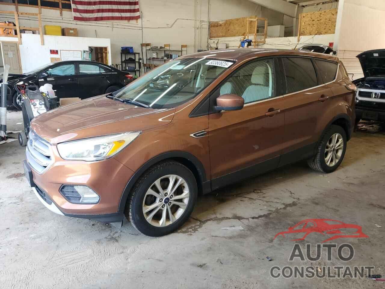 FORD ESCAPE 2017 - 1FMCU0GD6HUA21137