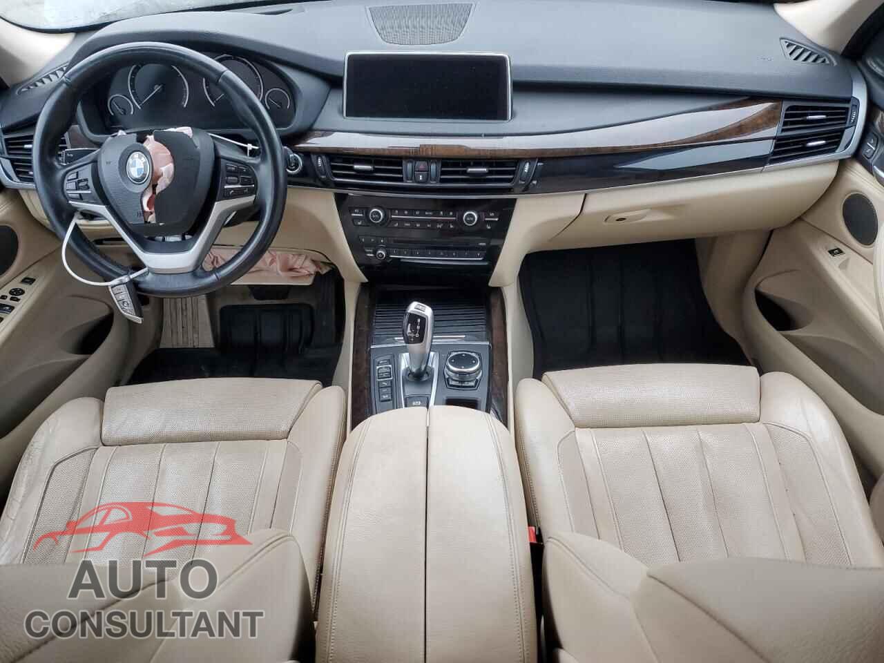 BMW X5 2014 - 5UXKR0C57E0H25769