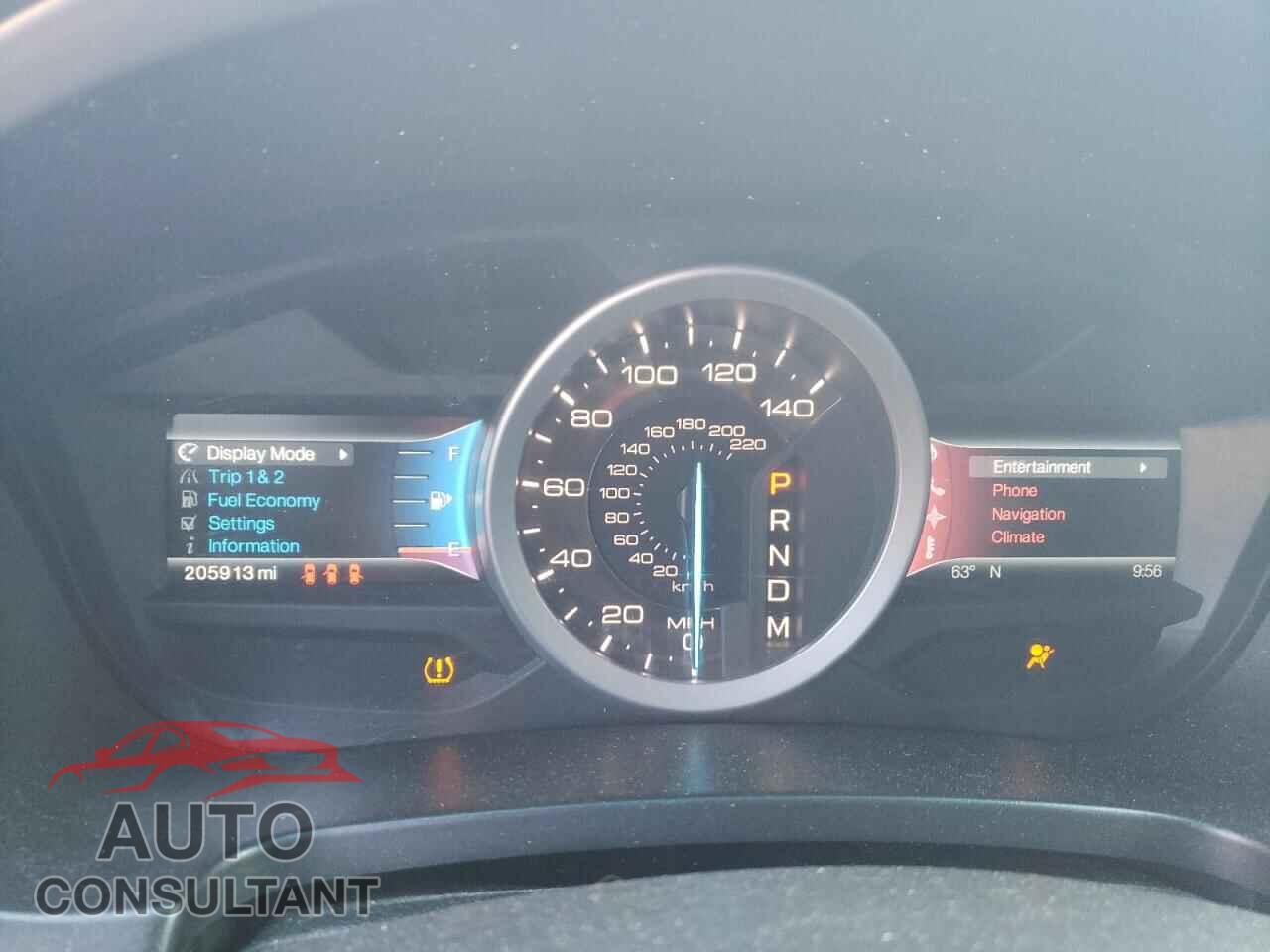 FORD EXPLORER 2011 - 1FMHK8F89BGA20648