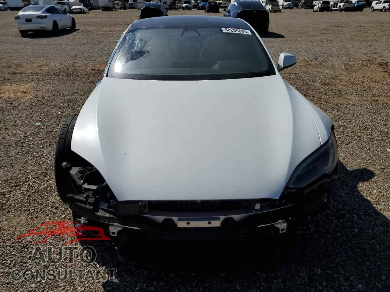 TESLA MODEL S 2023 - 5YJSA1E53PF511844