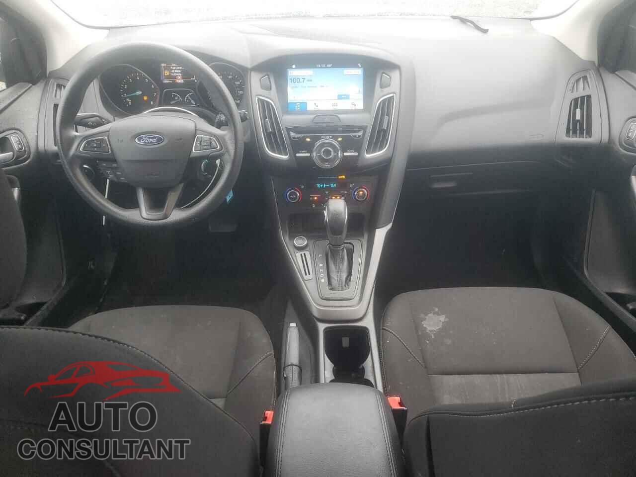 FORD FOCUS 2017 - 1FADP3M2XHL230400
