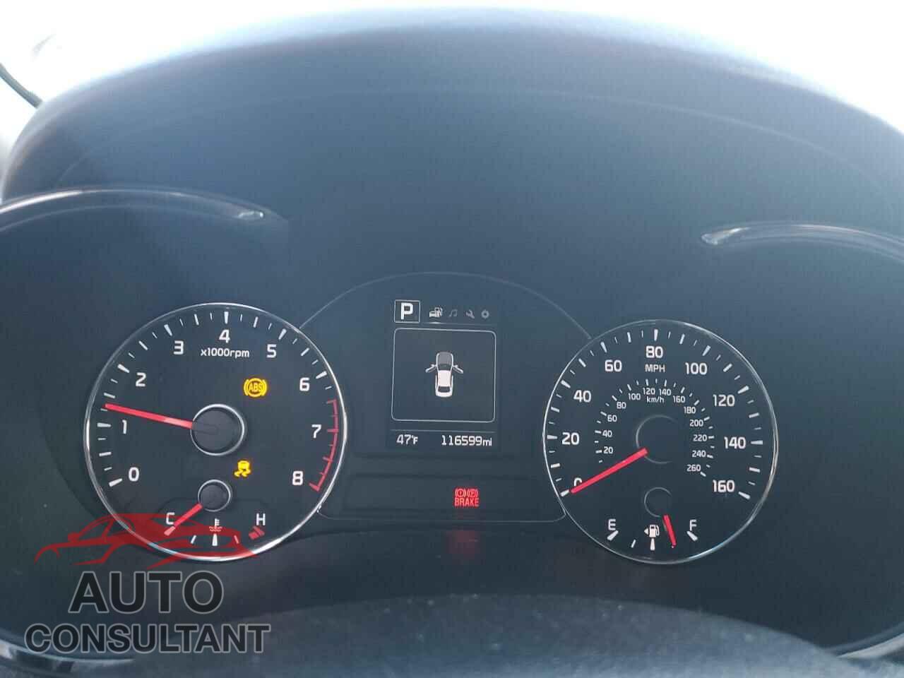 KIA FORTE 2017 - 3KPFL4A82HE005104