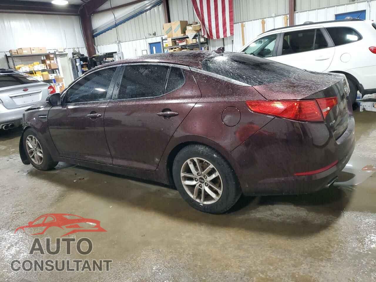 KIA OPTIMA 2011 - KNAGM4A76B5134956