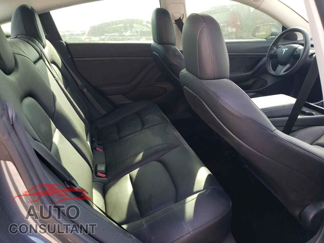 TESLA MODEL 3 2020 - 5YJ3E1EA5LF736699
