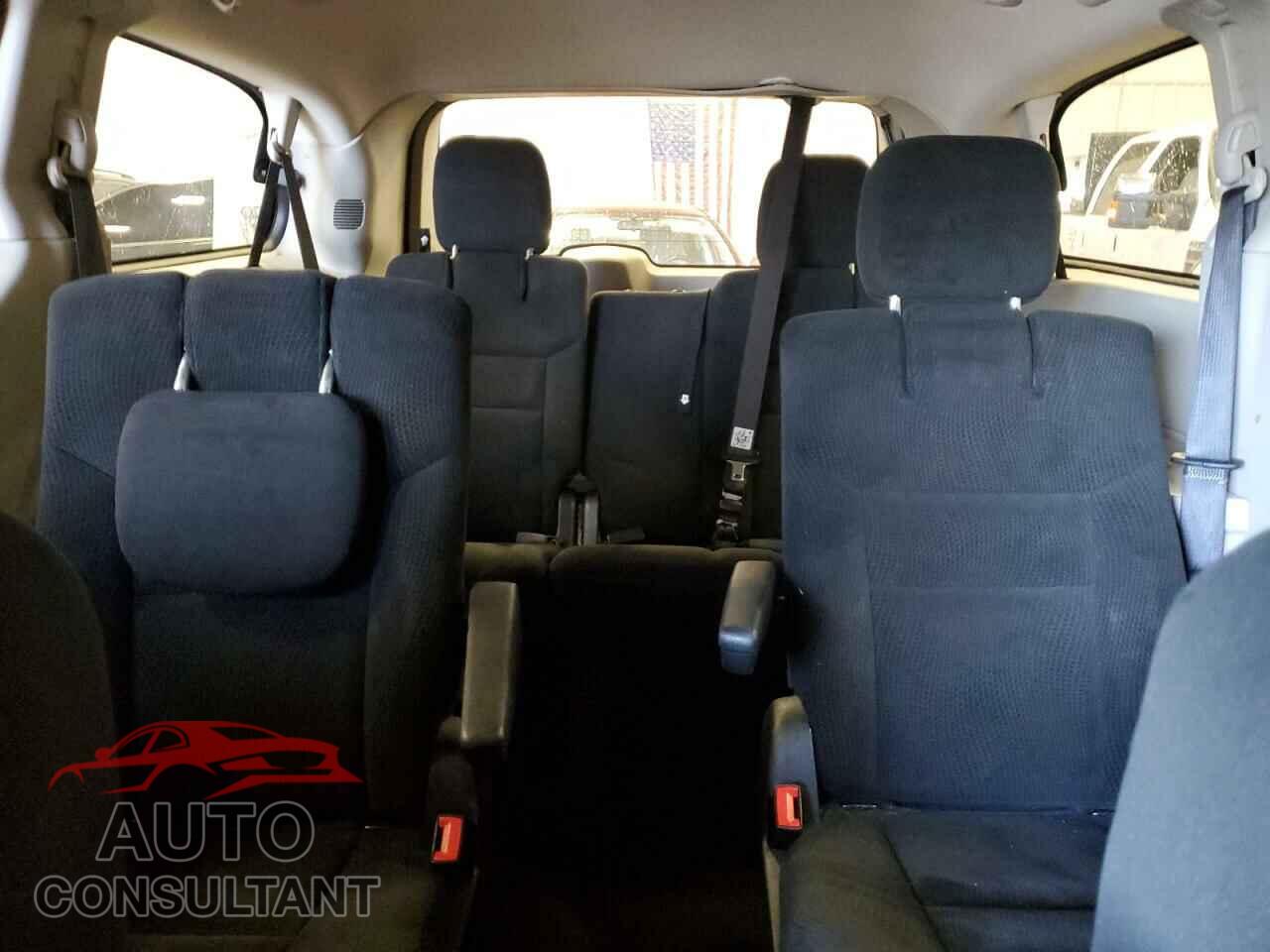 DODGE CARAVAN 2015 - 2C4RDGCG2FR749667