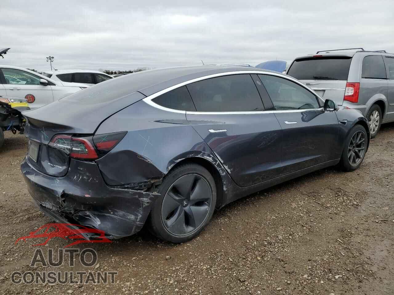 TESLA MODEL 3 2019 - 5YJ3E1EB5KF441948