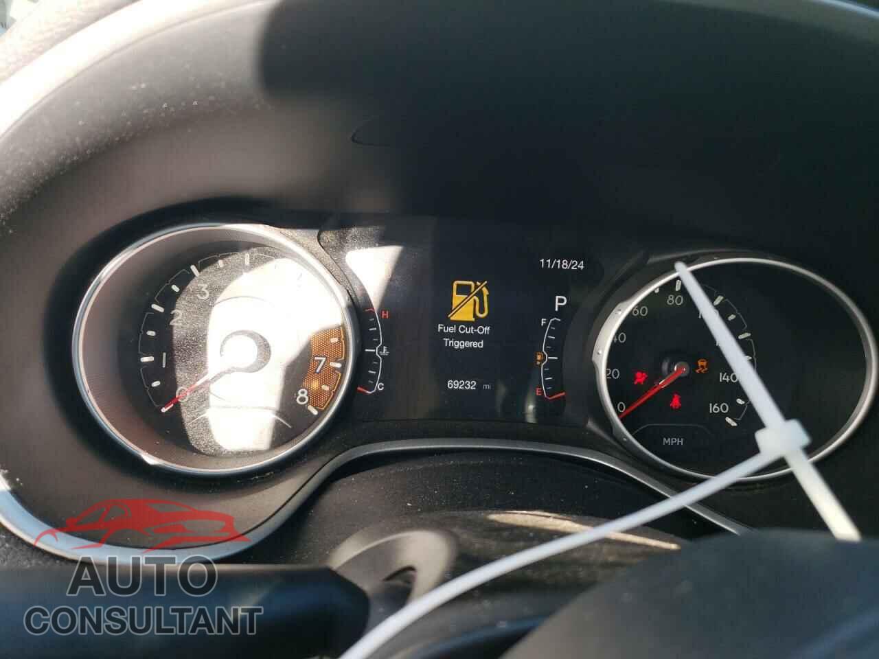 JEEP COMPASS 2018 - 3C4NJDCB1JT222560