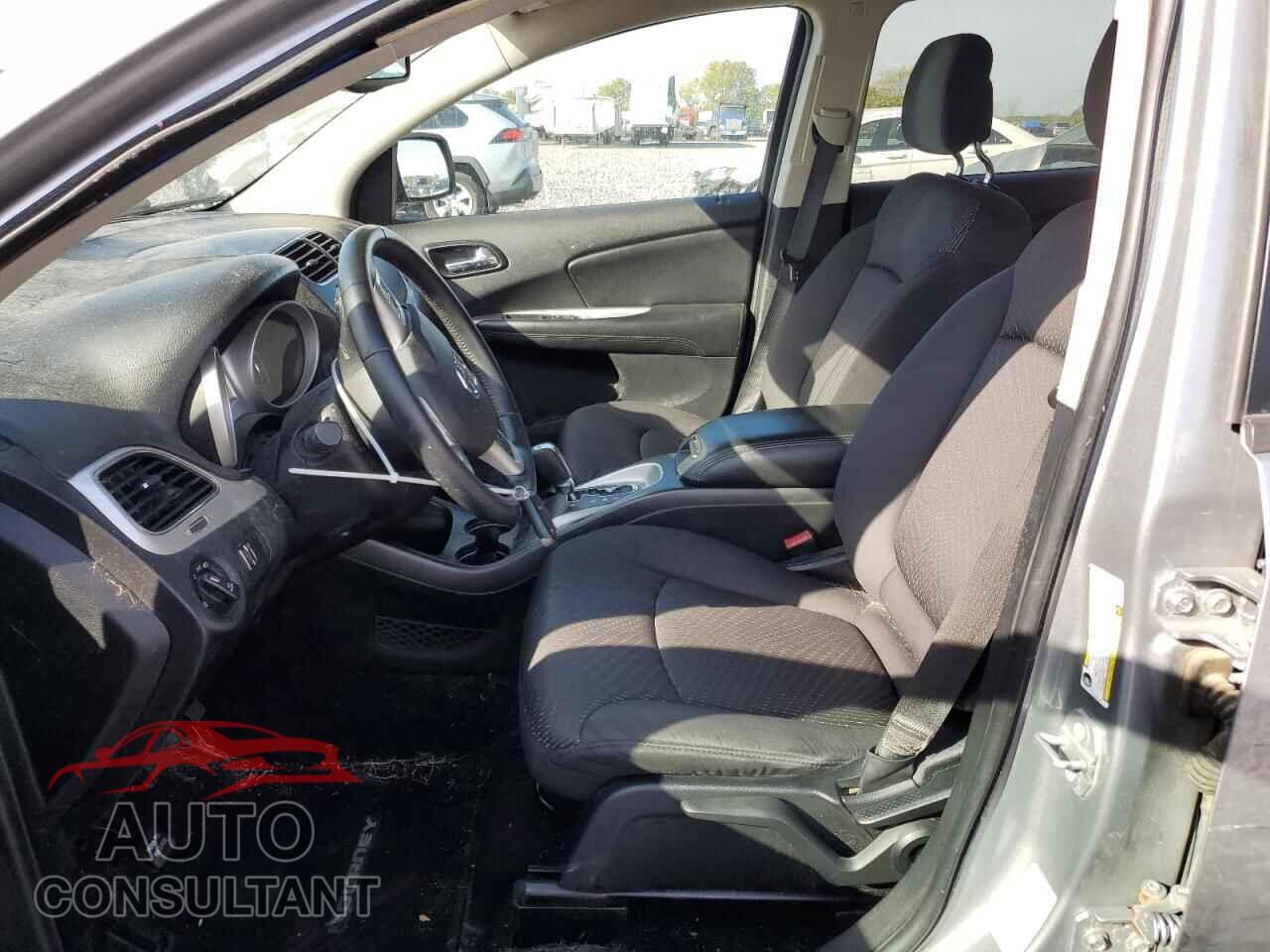 DODGE JOURNEY 2015 - 3C4PDCBB7FT560855