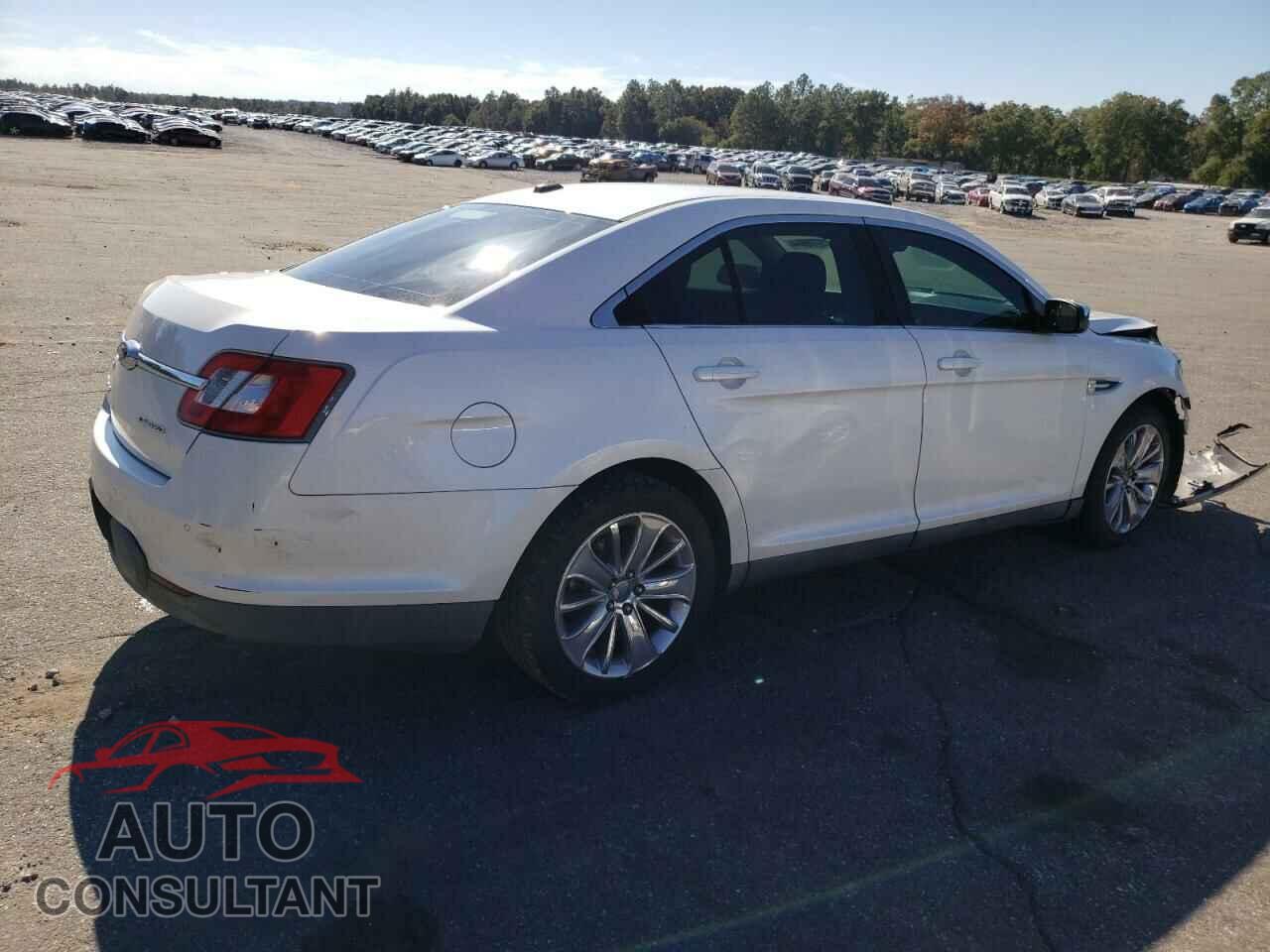 FORD TAURUS 2011 - 1FAHP2FW2BG132991