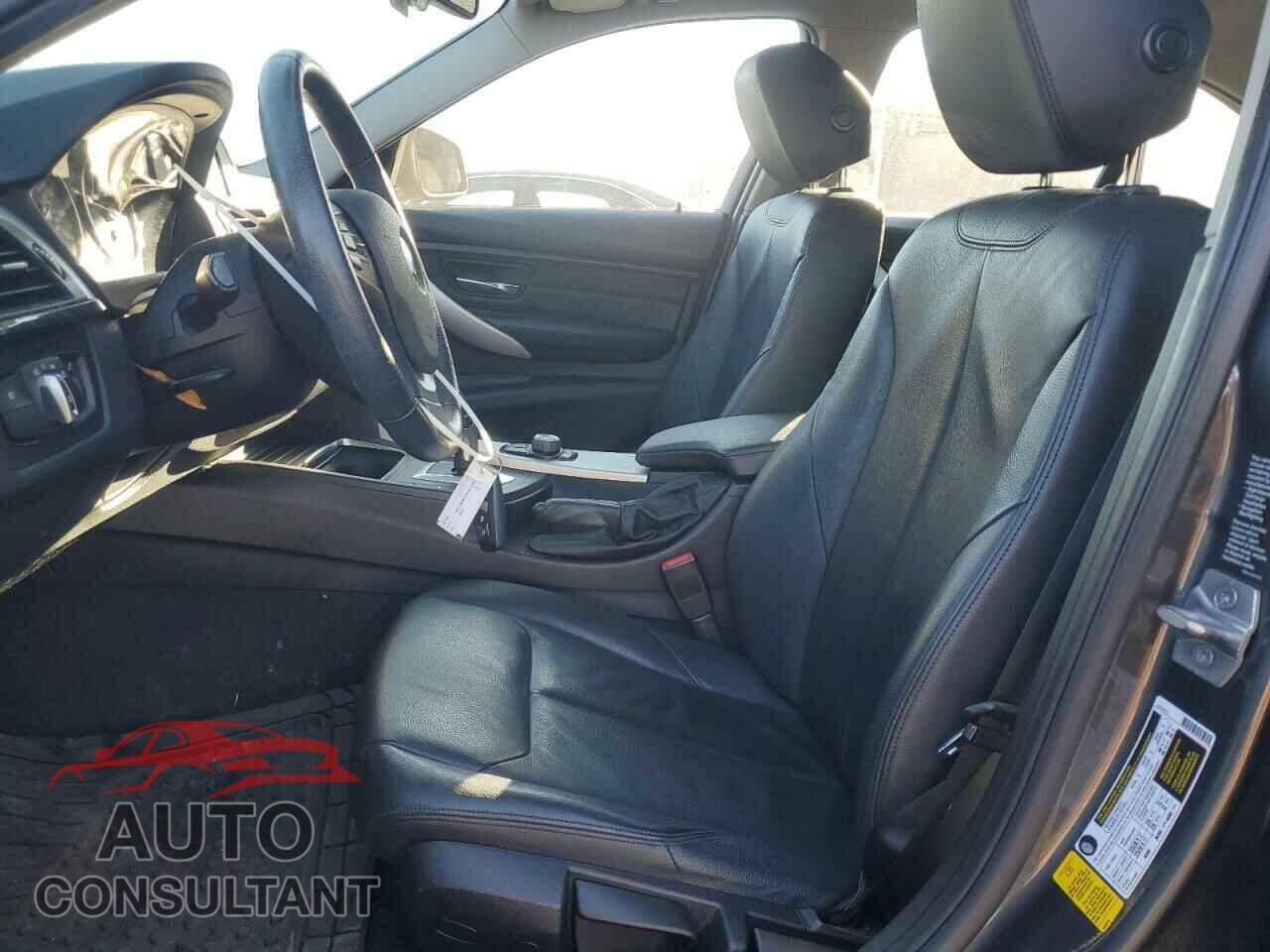 BMW 3 SERIES 2017 - WBA8A9C31HK864711