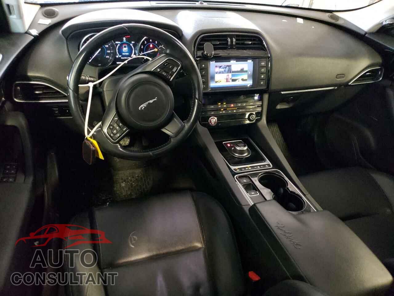 JAGUAR F-PACE 2017 - SADCJ2BVXHA886109