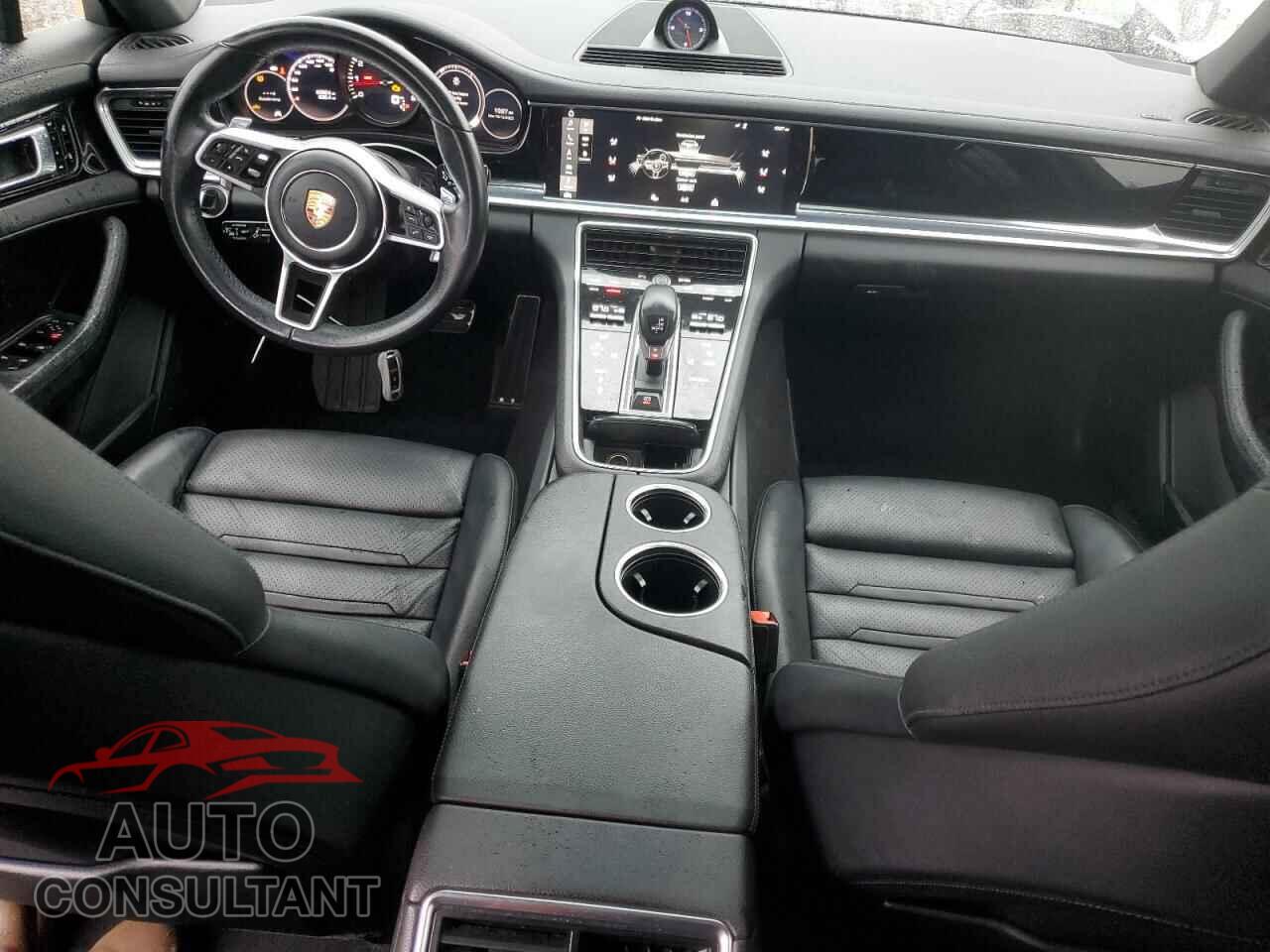 PORSCHE PANAMERA 2017 - WP0AB2A79HL121934