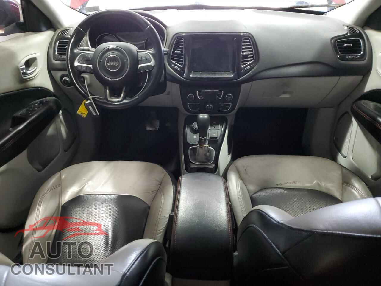 JEEP COMPASS 2018 - 3C4NJDCB1JT186904
