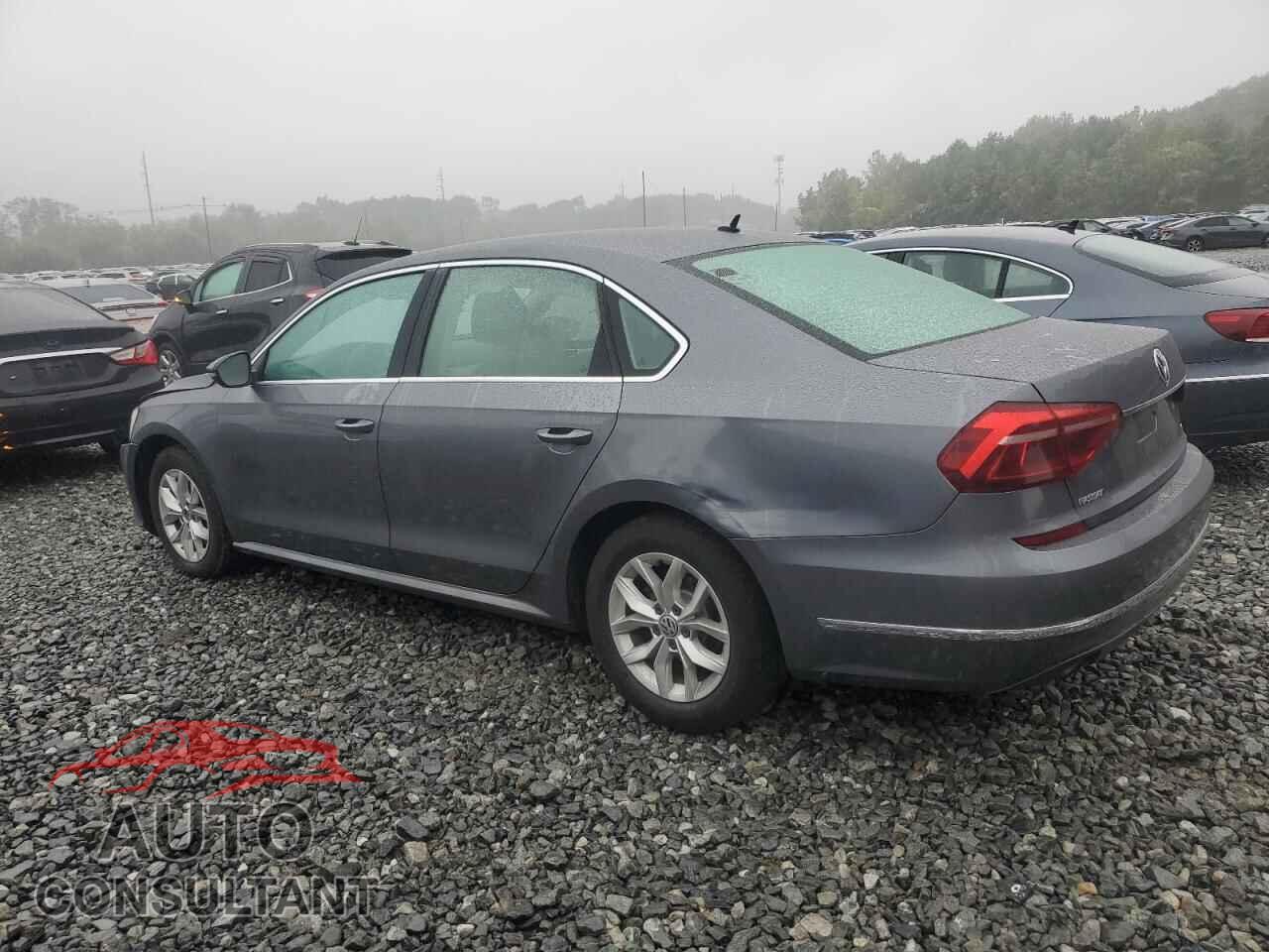 VOLKSWAGEN PASSAT 2017 - 1VWAT7A37HC019956