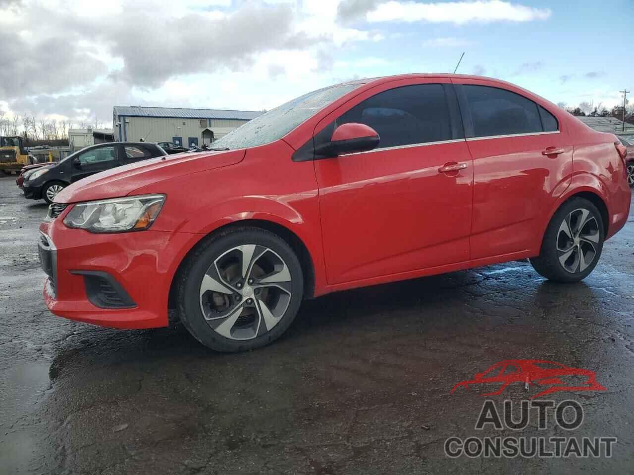 CHEVROLET SONIC 2017 - 1G1JF5SB5H4112577