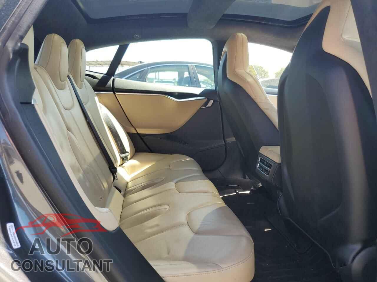 TESLA MODEL S 2015 - 5YJSA1H20FF096563