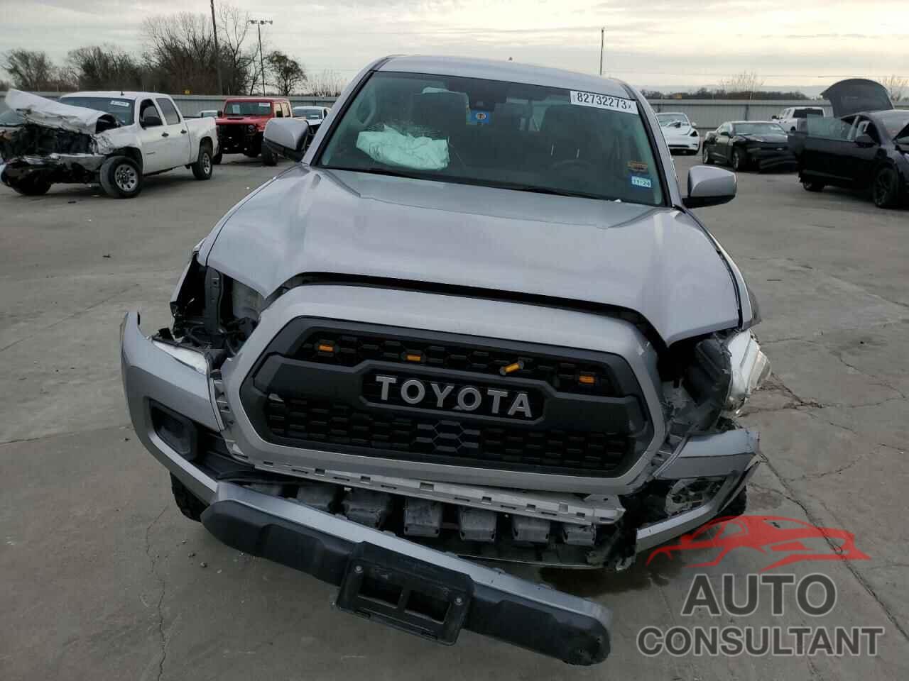 TOYOTA TACOMA 2018 - 5TFAX5GN8JX112911