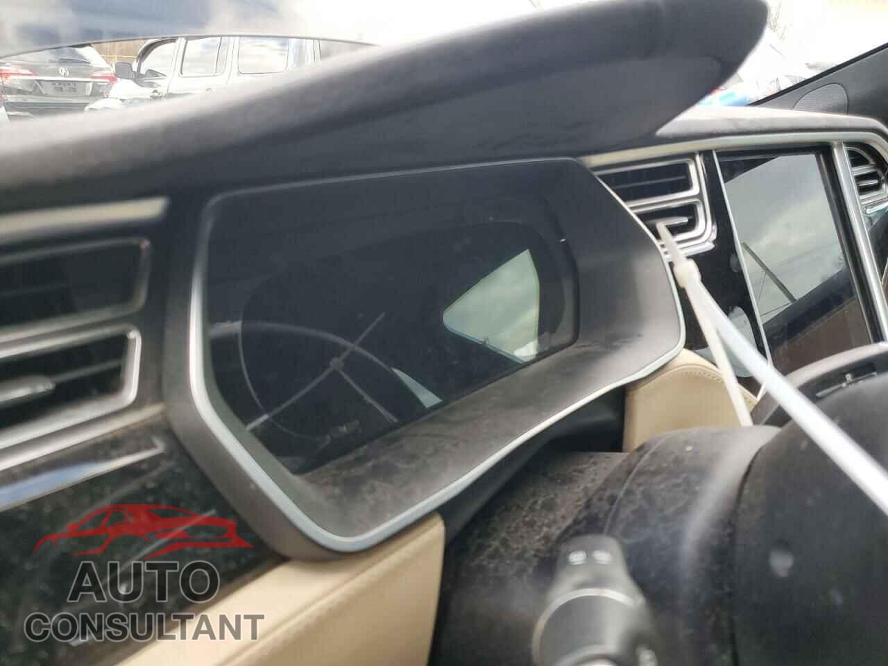 TESLA MODEL S 2016 - 5YJSA1E25GF121091