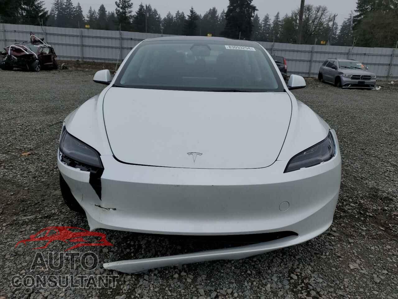 TESLA MODEL 3 2024 - 5YJ3E1EA3RF729064