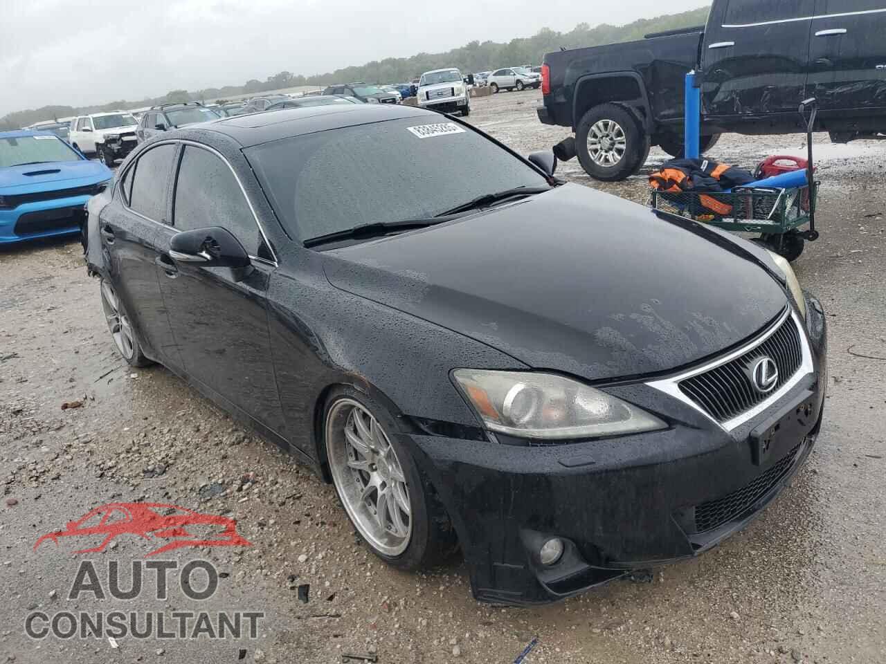 LEXUS IS 2011 - JTHBE5C25B5028174