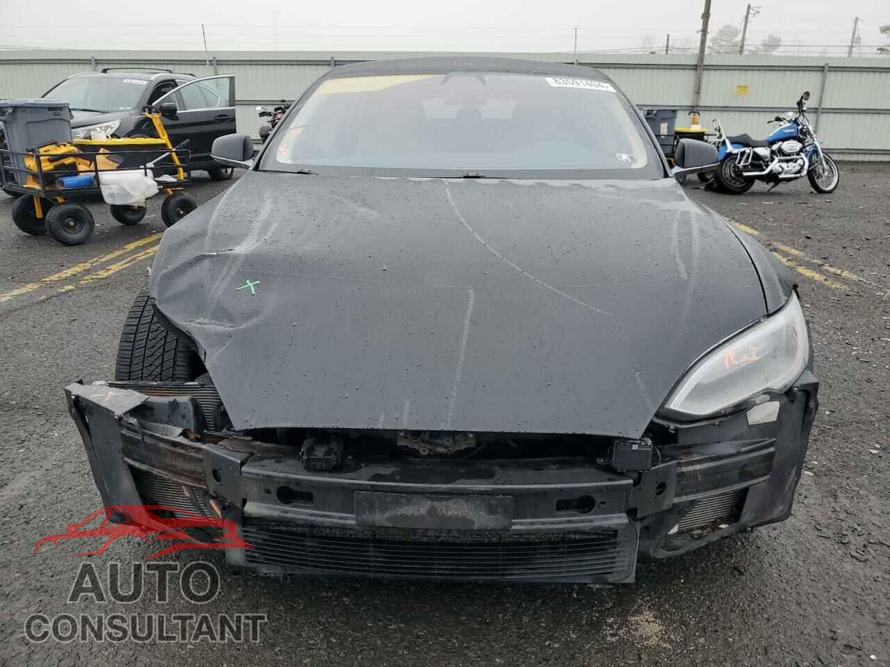 TESLA MODEL S 2017 - 5YJSA1E27HF204782