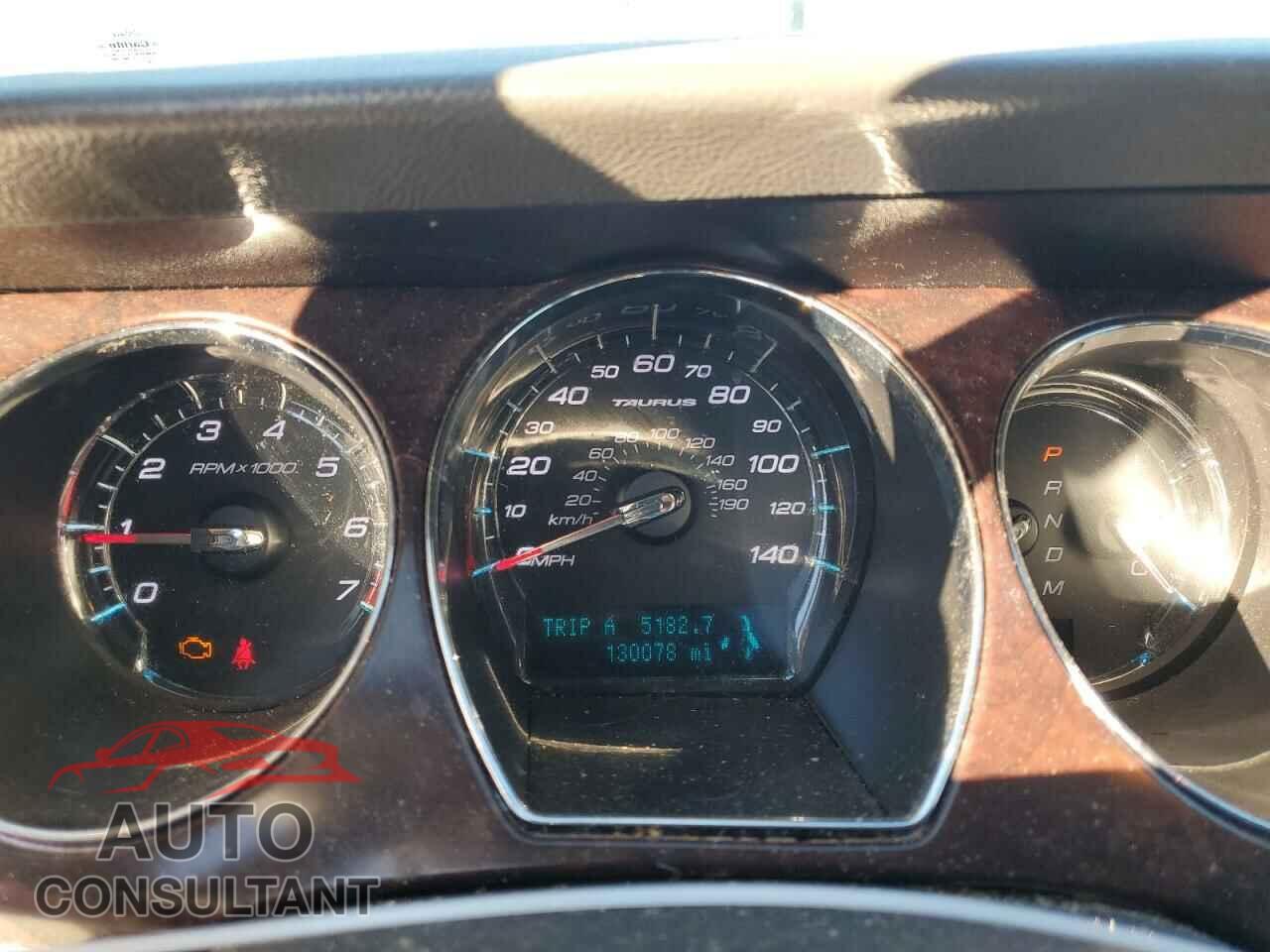 FORD TAURUS 2011 - 1FAHP2FW2BG148477