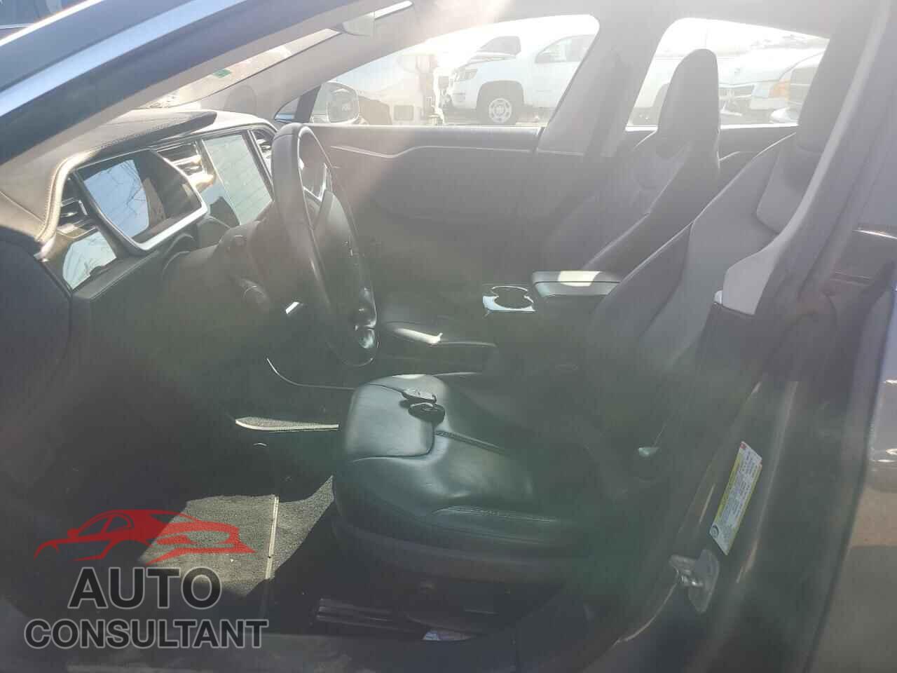 TESLA MODEL S 2013 - 5YJSA1BG0DFP08455