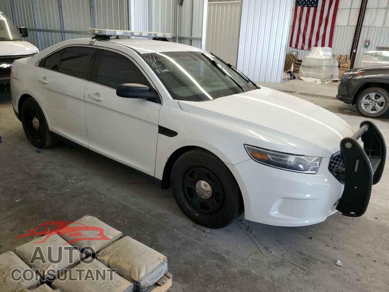 FORD TAURUS 2013 - 1FAHP2MT3DG196579