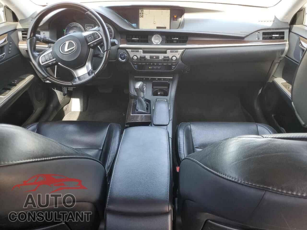 LEXUS ES300 2017 - JTHBW1GG4H2142270
