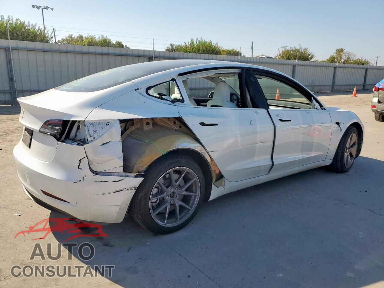 TESLA MODEL 3 2023 - 5YJ3E1EA5PF618142