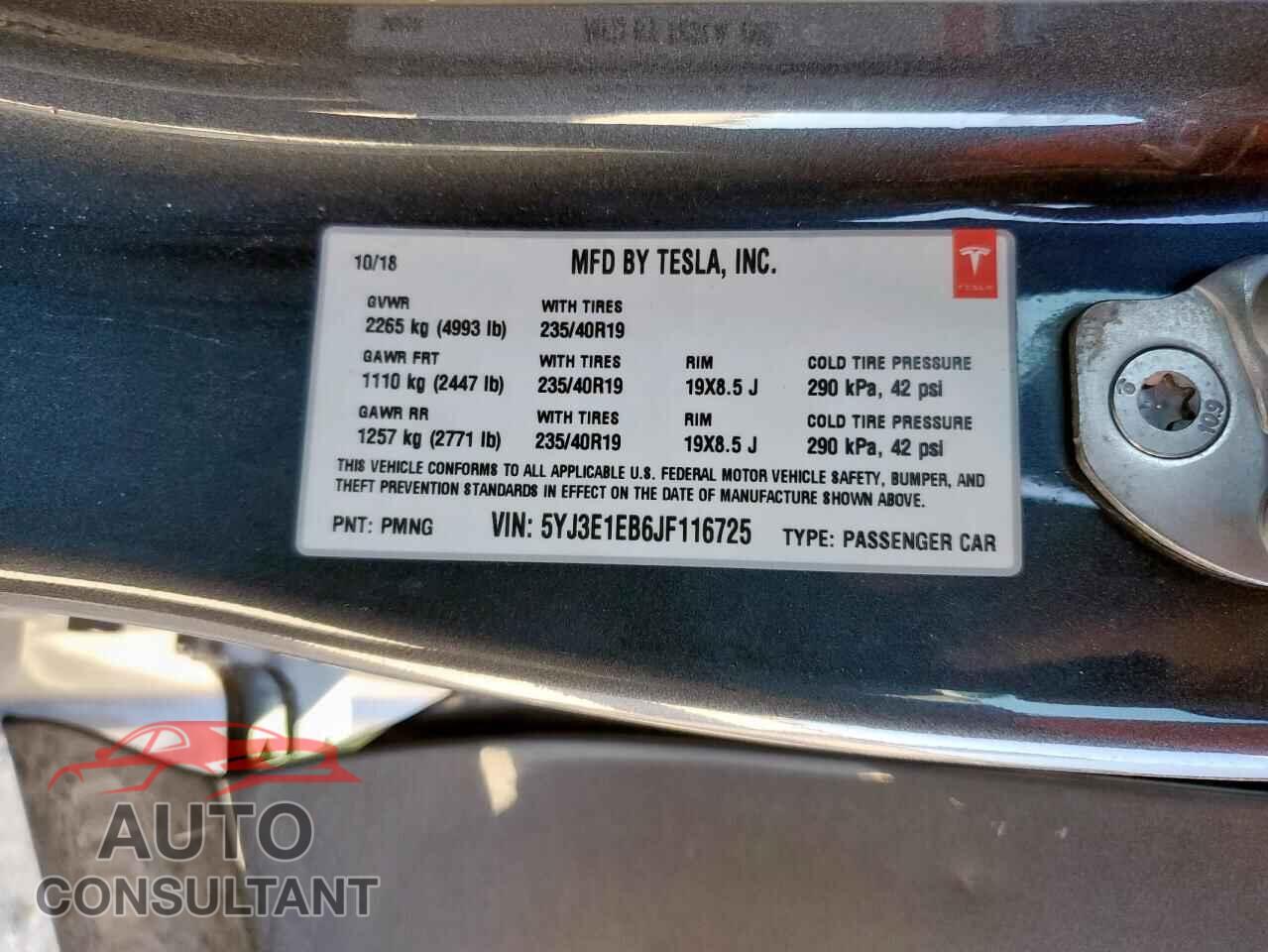 TESLA MODEL 3 2018 - 5YJ3E1EB6JF116725