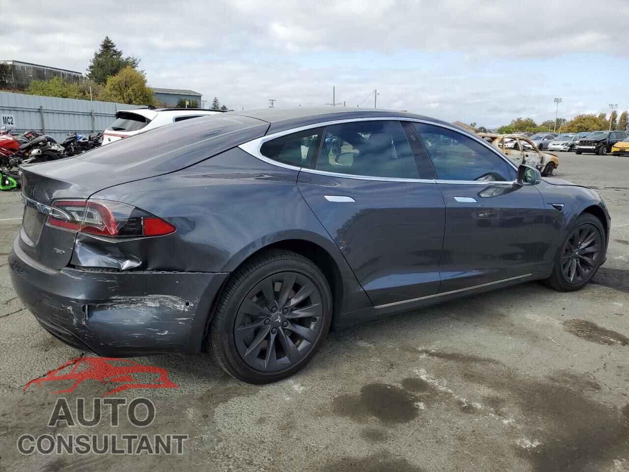 TESLA MODEL S 2018 - 5YJSA1E29JF292644