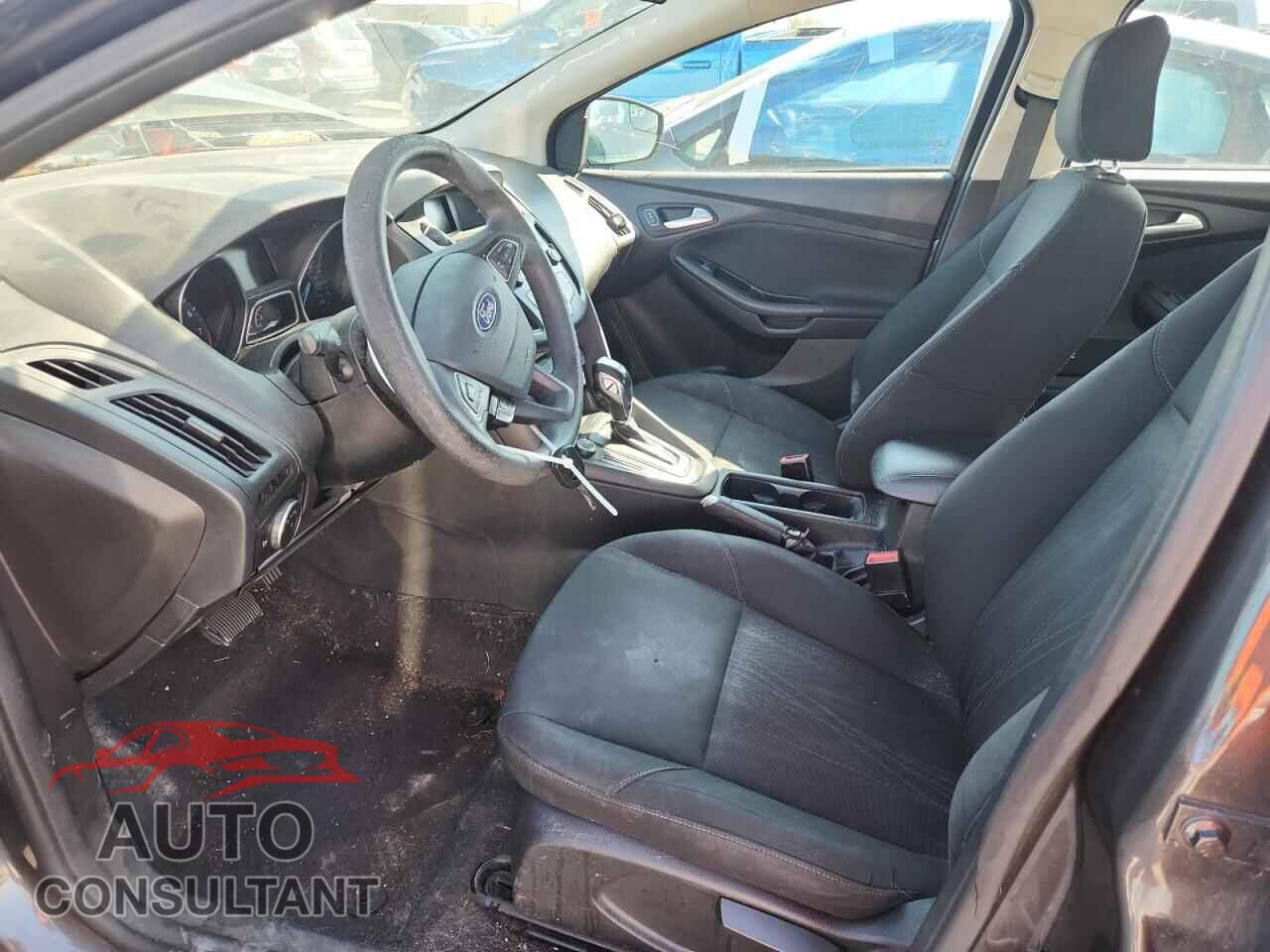 FORD FOCUS 2015 - 1FADP3F27FL307976