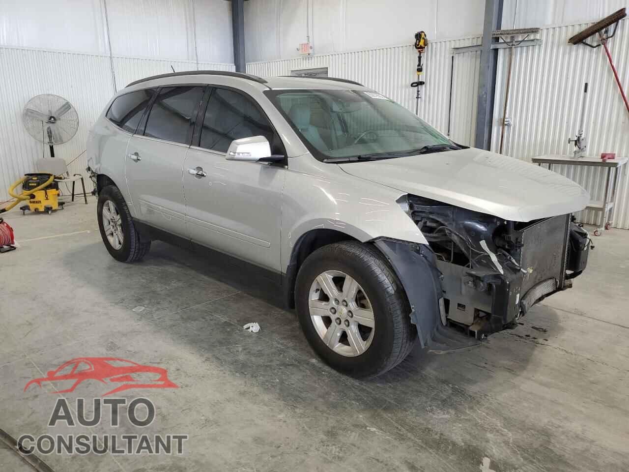 CHEVROLET TRAVERSE 2011 - 1GNKRJED2BJ410139