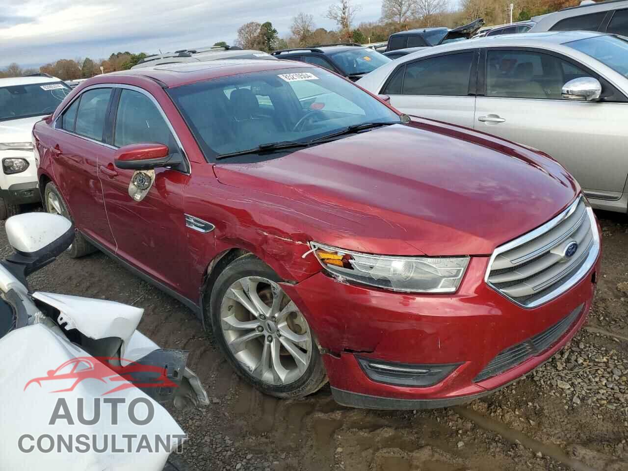 FORD TAURUS 2013 - 1FAHP2E80DG211582