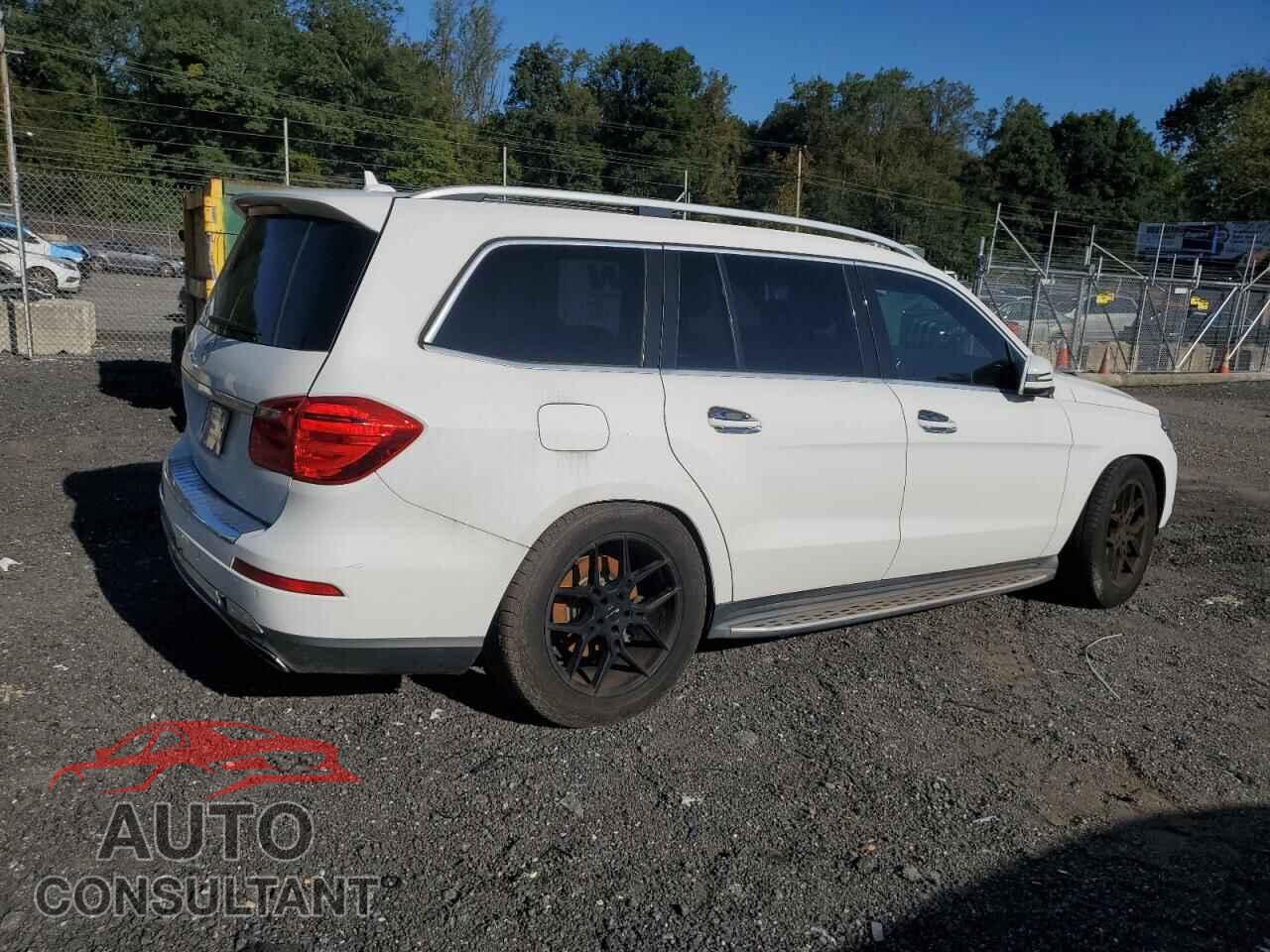 MERCEDES-BENZ GL-CLASS 2015 - 4JGDF6EE9FA445827